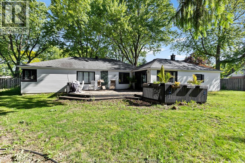 805 Roselawn, Windsor, Ontario  N9E 2B3 - Photo 32 - 26007377
