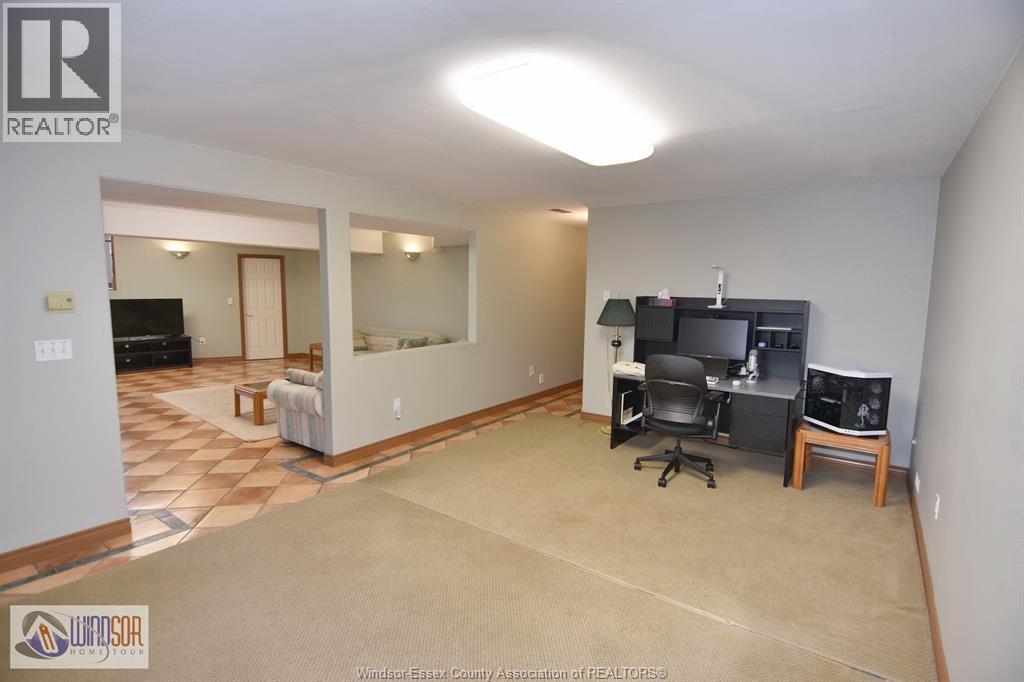 4450 Cherry Hill Rd, Windsor, Ontario  N9G 2P5 - Photo 30 - 26007516