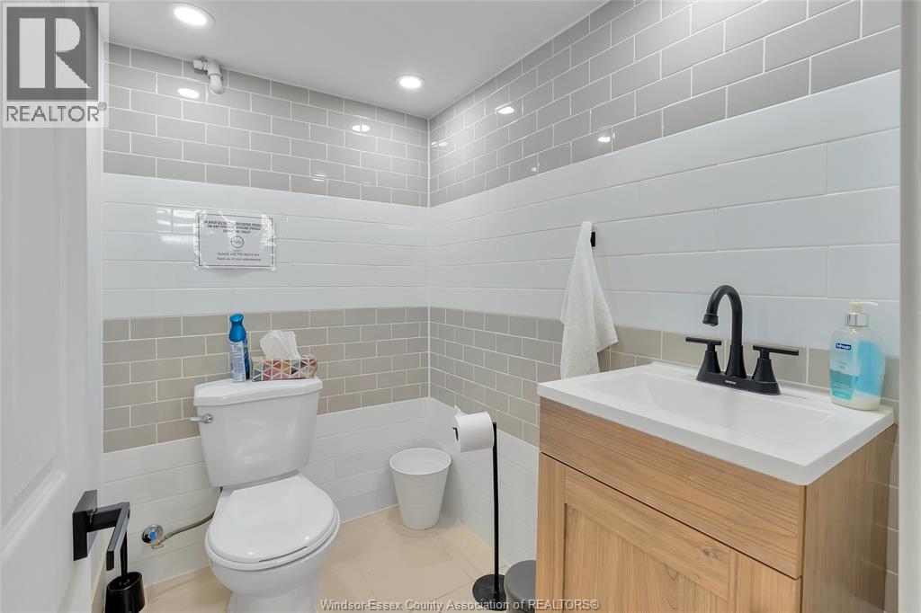 4667 Wyandotte Street East, Windsor, Ontario  N8Y 1H6 - Photo 24 - 26007462
