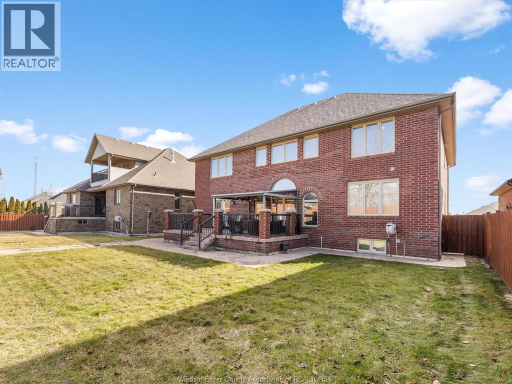 201 Ellison, Leamington, Ontario  N8H 5J2 - Photo 43 - 26007595
