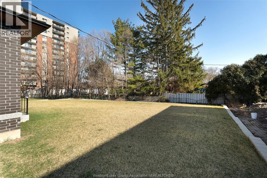 8535 Riverside Drive East, Windsor, Ontario  N8S 1G1 - Photo 45 - 26007671