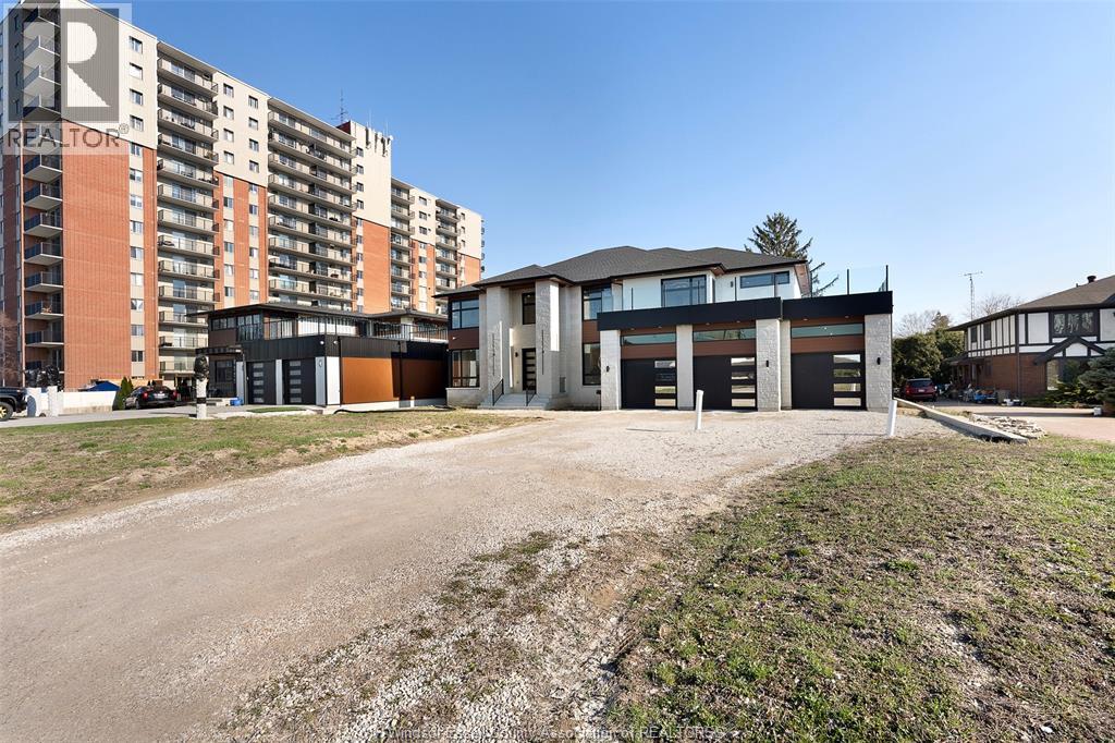 8535 Riverside Drive East, Windsor, Ontario  N8S 1G1 - Photo 5 - 26007671