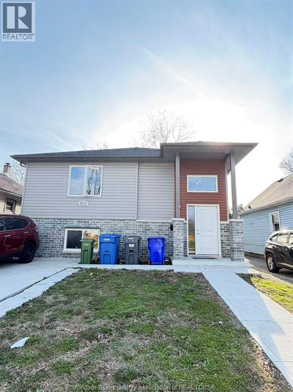653 BRIDGE, Windsor, Ontario