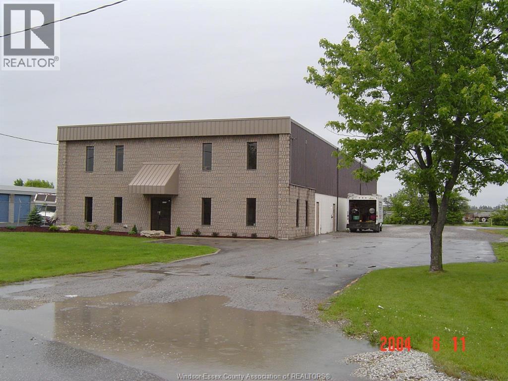 1960 HALFORD DRIVE, Tecumseh, Ontario