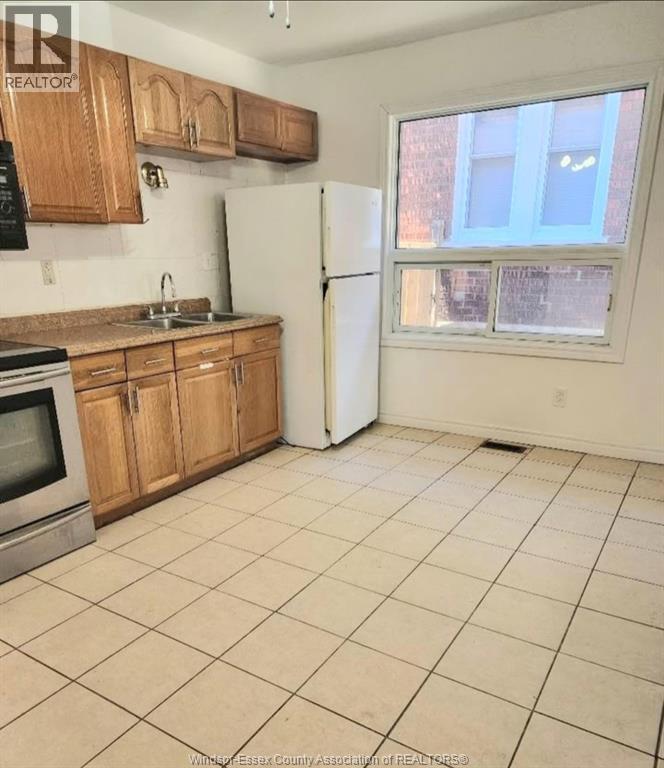 1561 York Street, Windsor, Ontario  N8X 1W5 - Photo 3 - 26007824