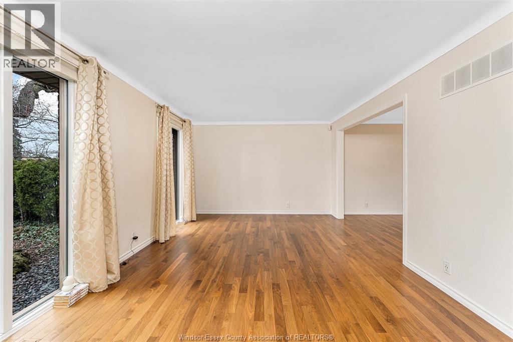 3748 Ouellette Avenue, Windsor, Ontario  N9E 3M7 - Photo 20 - 26007832