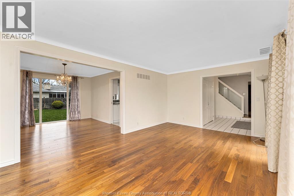 3748 Ouellette Avenue, Windsor, Ontario  N9E 3M7 - Photo 22 - 26007832