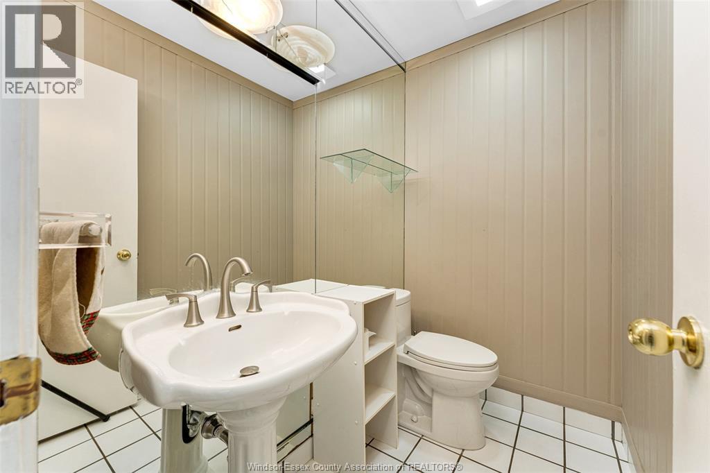 3748 Ouellette Avenue, Windsor, Ontario  N9E 3M7 - Photo 32 - 26007832