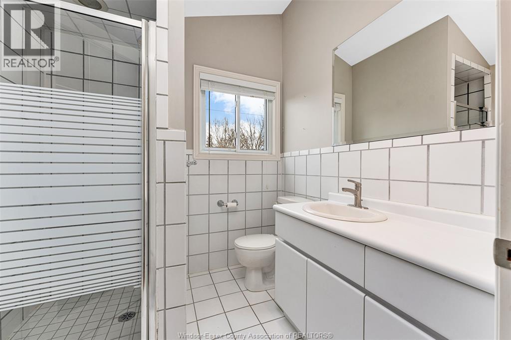 3748 Ouellette Avenue, Windsor, Ontario  N9E 3M7 - Photo 39 - 26007832