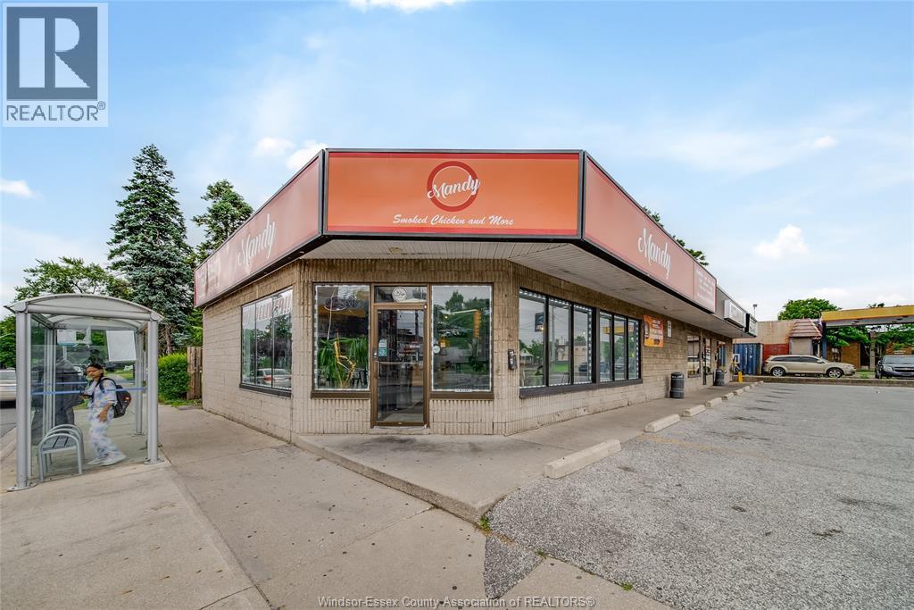 1705 WYANDOTTE STREET West, Windsor, Ontario