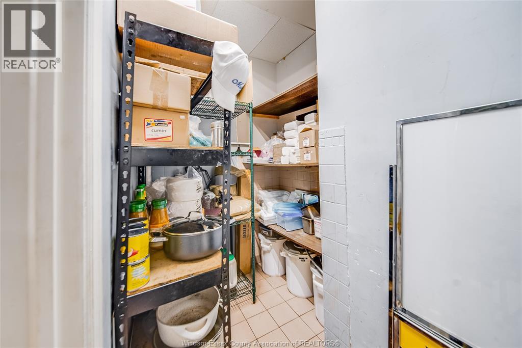 1705 Wyandotte Street West, Windsor, Ontario  N9J 1A5 - Photo 11 - 26007938