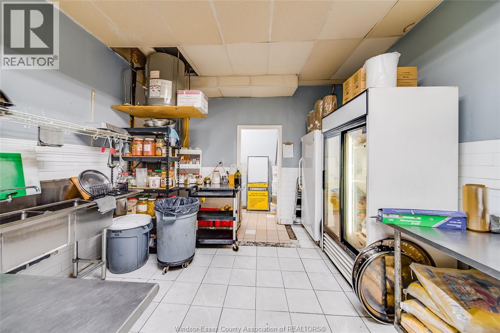 1705 Wyandotte Street West, Windsor, Ontario  N9J 1A5 - Photo 7 - 26007938