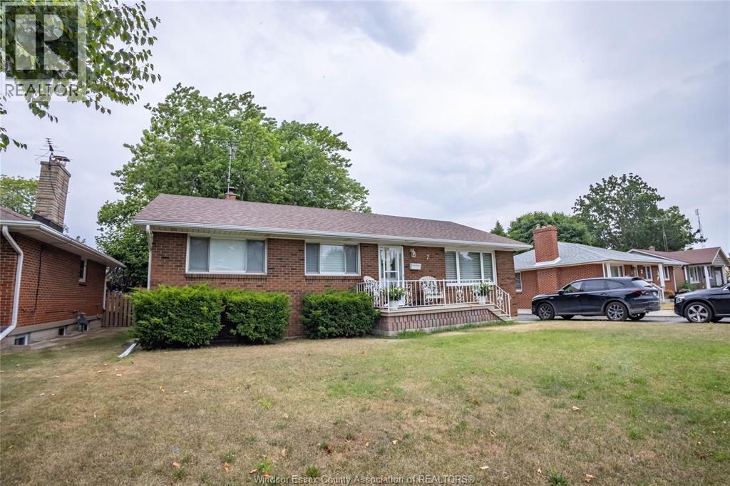 7 Gladstone Avenue, Leamington, Ontario  N9Y 2H4 - Photo 13 - 26008001