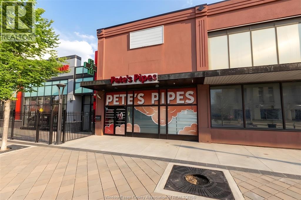 762 OUELLETTE AVENUE, Windsor, Ontario