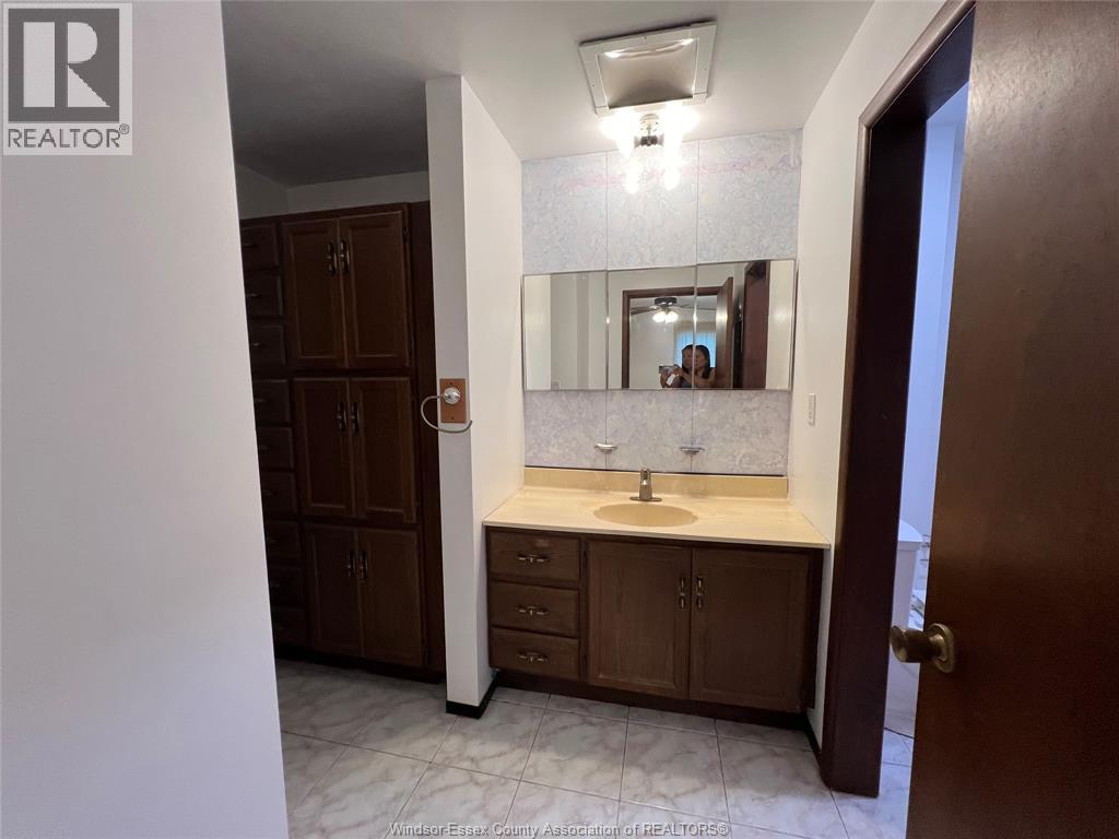 3052 Lauzon Unit# Front, Windsor, Ontario  N8T 2Z8 - Photo 10 - 26008168