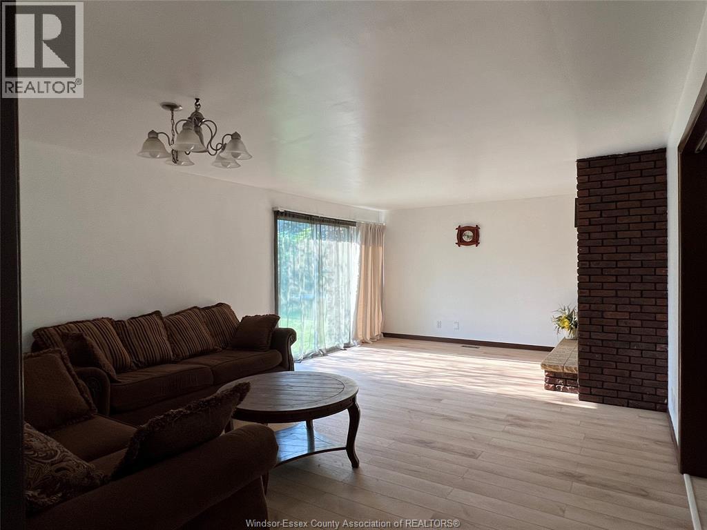 3052 Lauzon Unit# Front, Windsor, Ontario  N8T 2Z8 - Photo 2 - 26008168