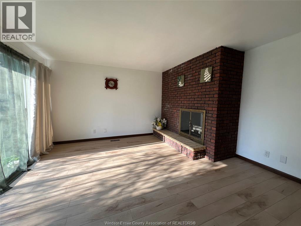 3052 Lauzon Unit# Front, Windsor, Ontario  N8T 2Z8 - Photo 4 - 26008168