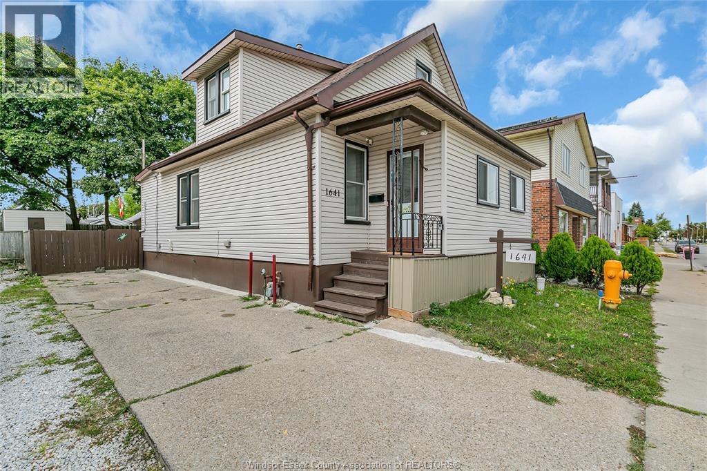 1641 Drouillard, Windsor, Ontario  N8Y 2S4 - Photo 2 - 26008209