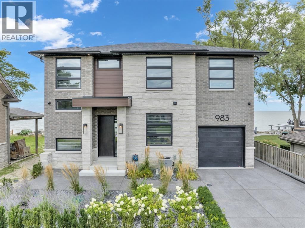 983 LAKESHORE PARK ROAD, Lakeshore, Ontario