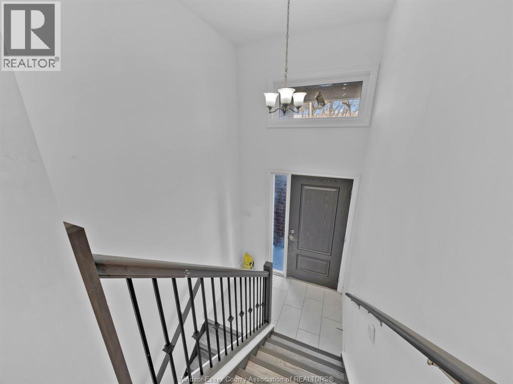 658 Caron, Windsor, Ontario  N9A 5B6 - Photo 18 - 26008427