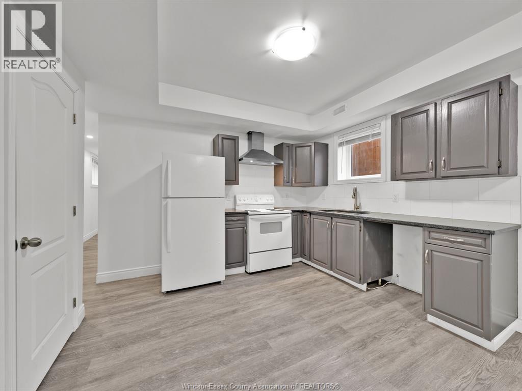 658 Caron, Windsor, Ontario  N9A 5B6 - Photo 7 - 26008427