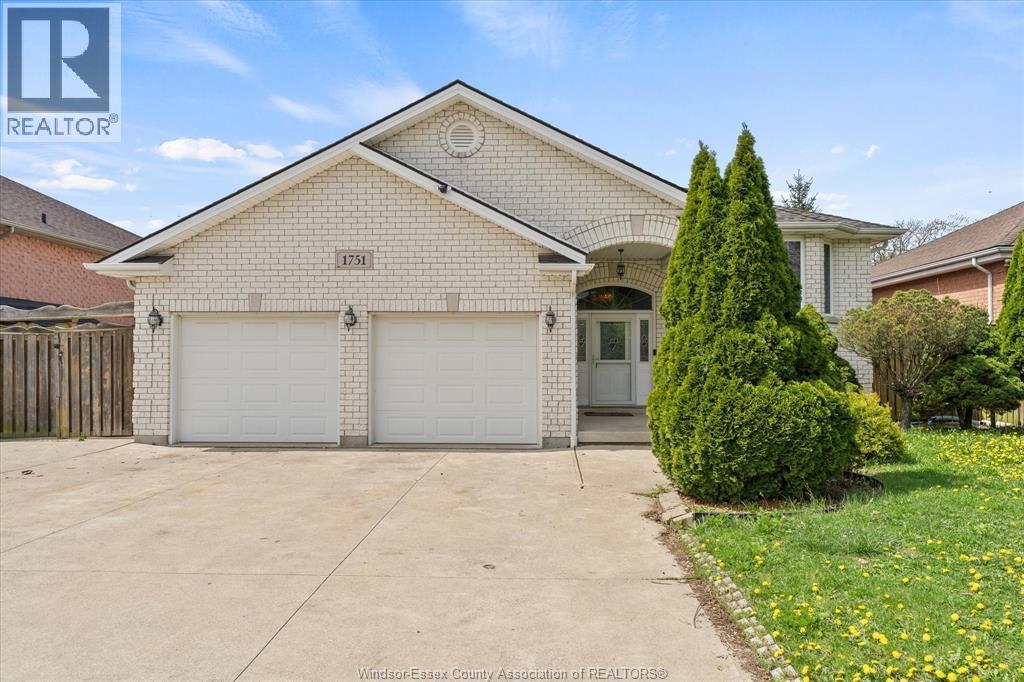 1751 Rankin, Windsor, Ontario  N9B 3W3 - Photo 2 - 26008359