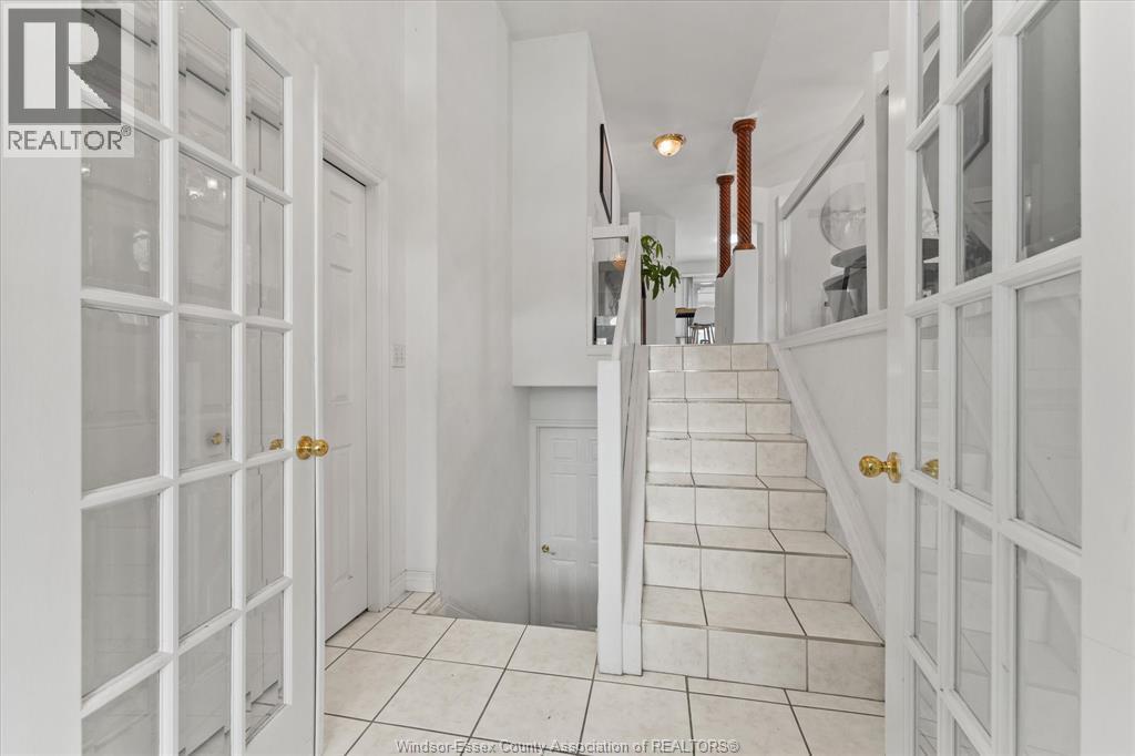 1751 Rankin, Windsor, Ontario  N9B 3W3 - Photo 8 - 26008359