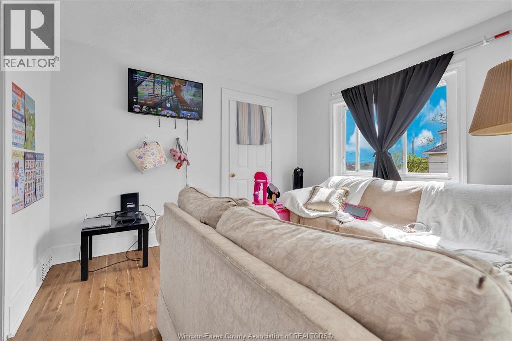 1398 Rooney, Windsor, Ontario  N9B 1K7 - Photo 22 - 26008561