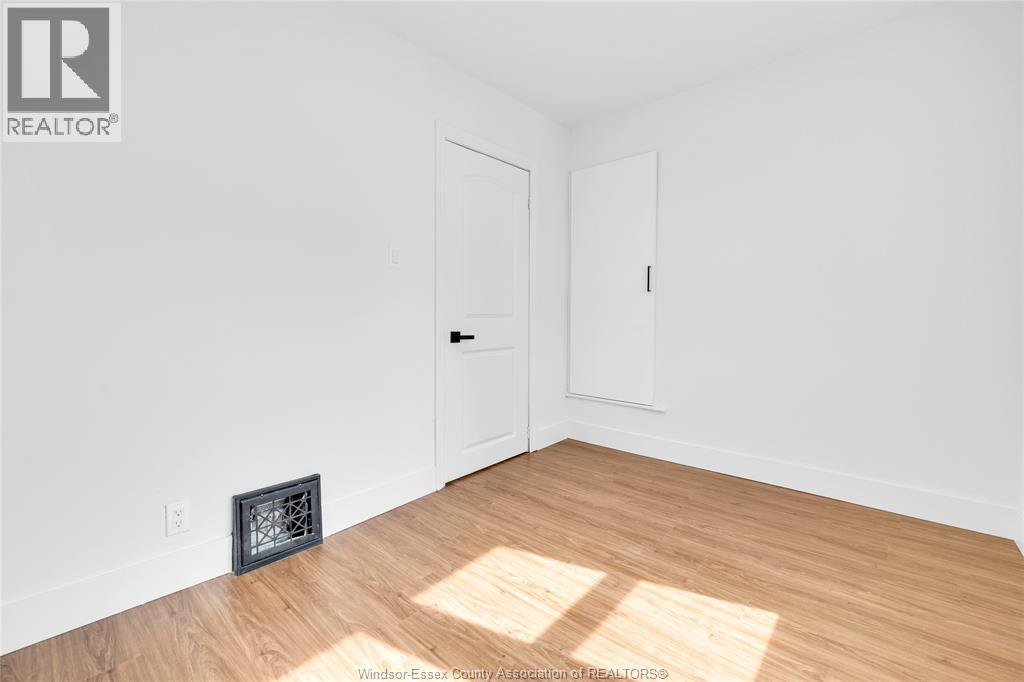 1398 Rooney, Windsor, Ontario  N9B 1K7 - Photo 12 - 26008560