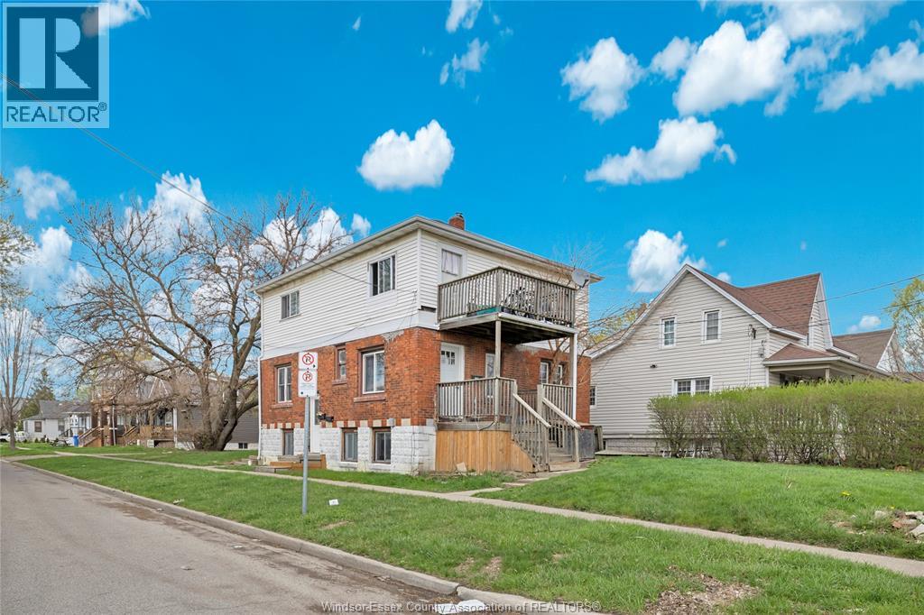 1398 Rooney, Windsor, Ontario  N9B 1K7 - Photo 2 - 26008560