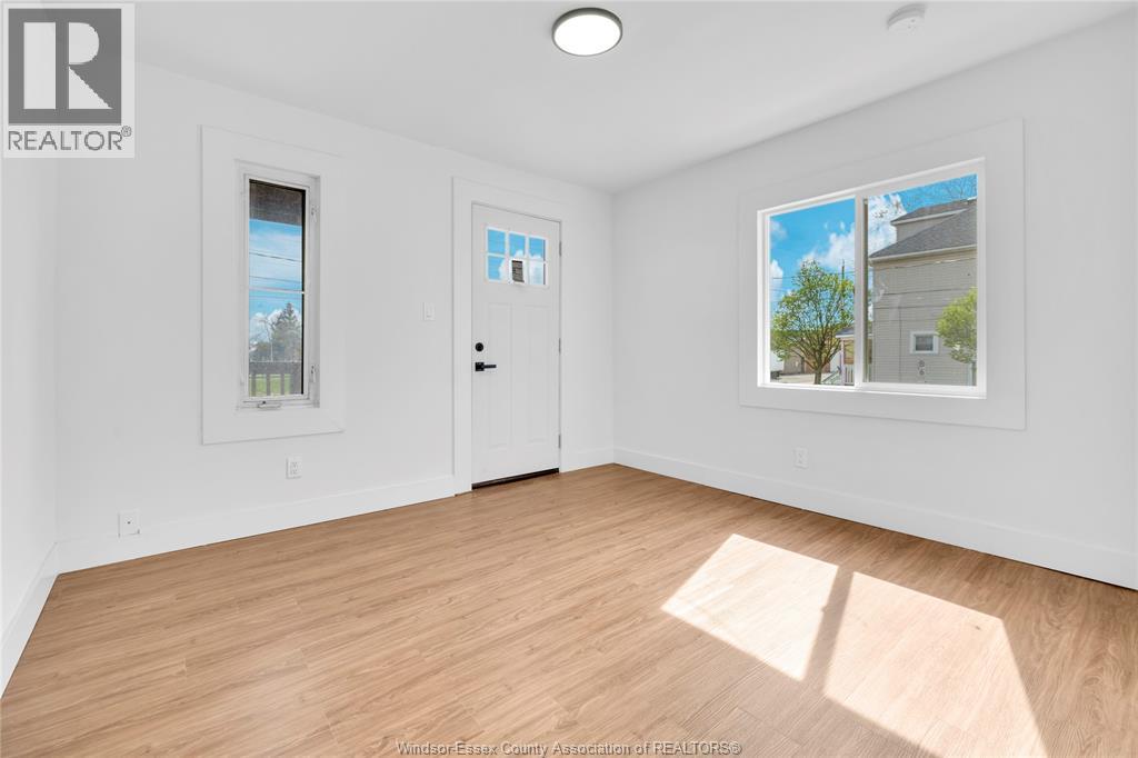 1398 Rooney, Windsor, Ontario  N9B 1K7 - Photo 8 - 26008560