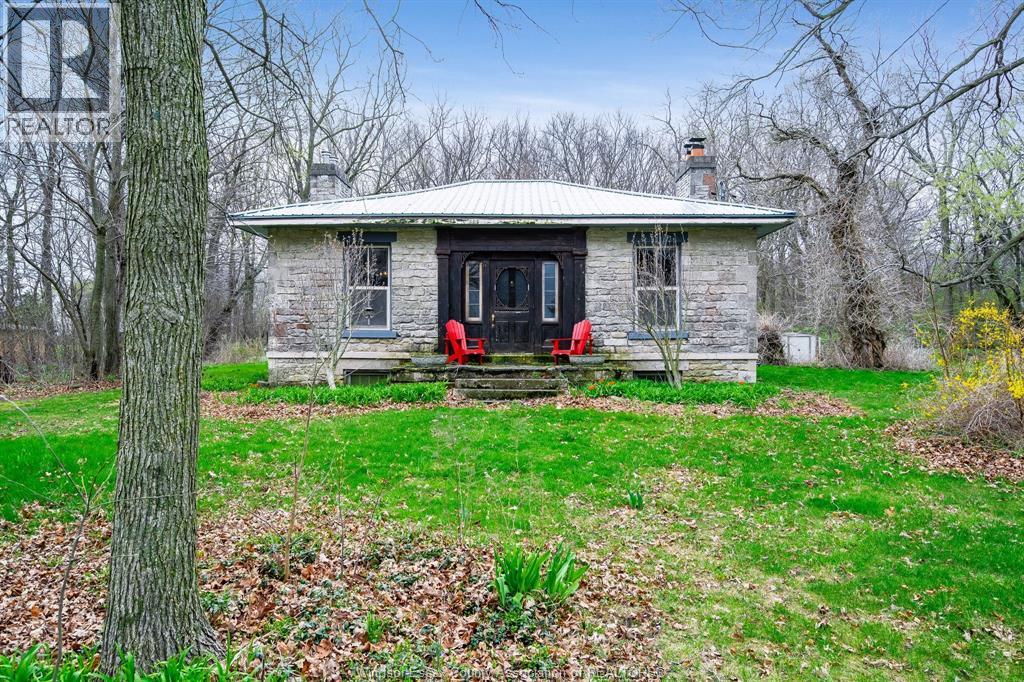 170 NORTH SHORE ROAD, Pelee Island, Ontario