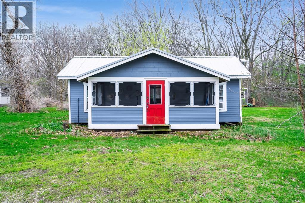 170 North Shore Road, Pelee Island, Ontario  N0R 1M0 - Photo 2 - 26008246