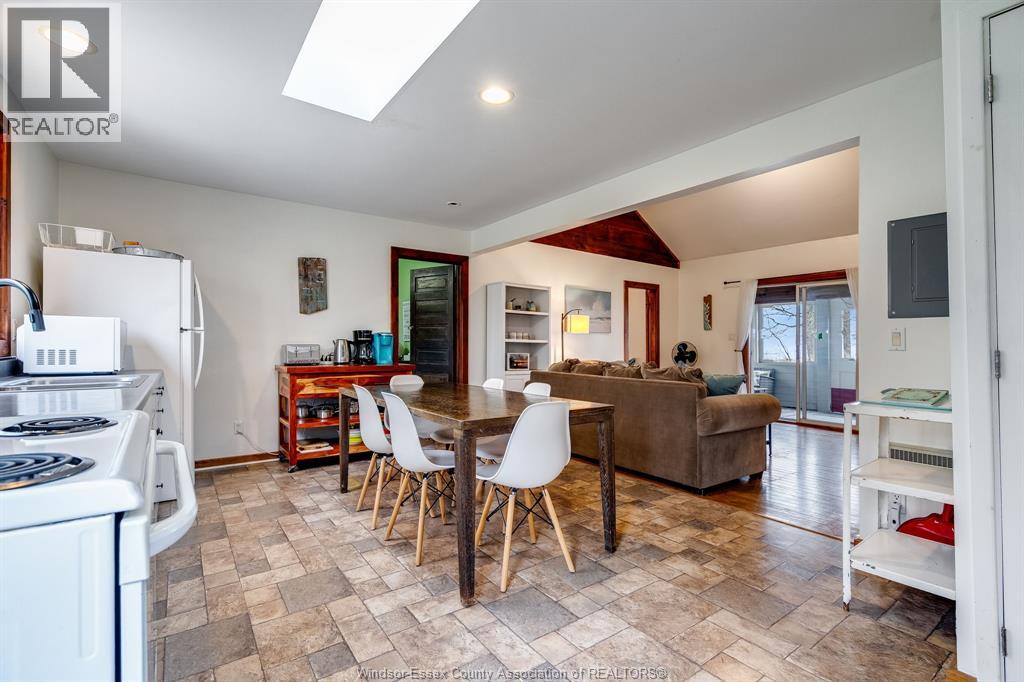170 North Shore Road, Pelee Island, Ontario  N0R 1M0 - Photo 4 - 26008246