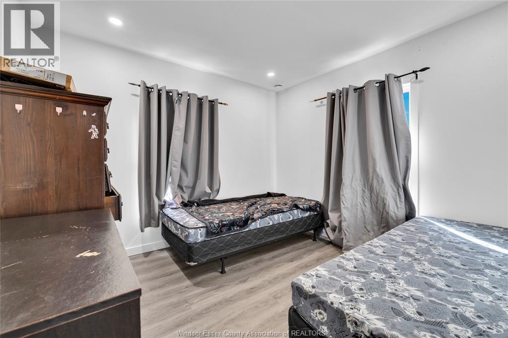 539 Campbell Avenue, Windsor, Ontario  N9B 2H5 - Photo 14 - 26008621