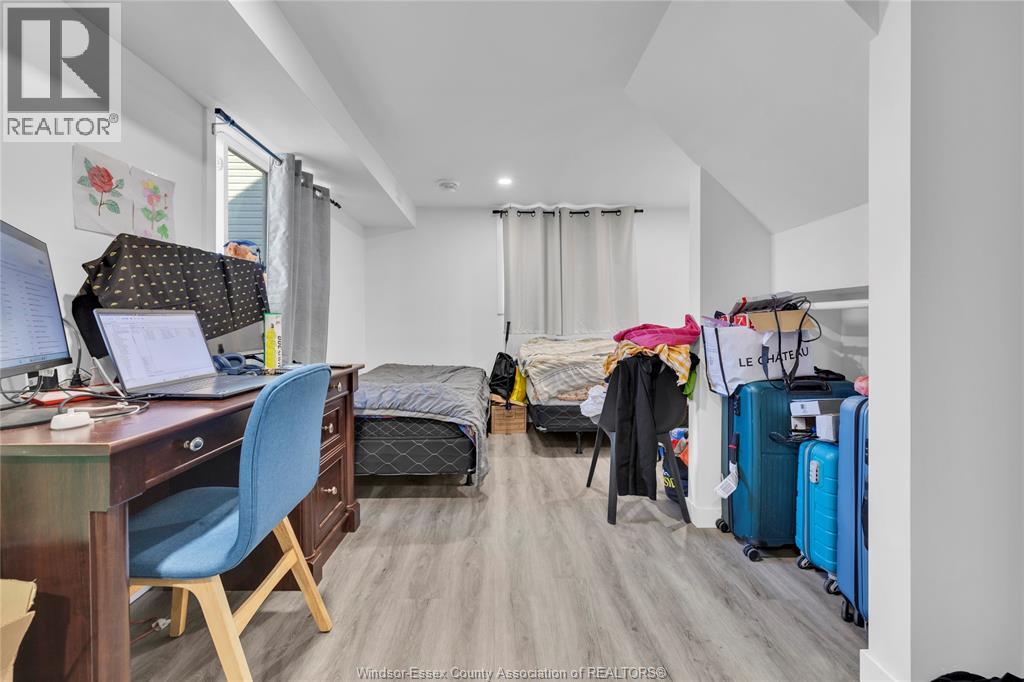 539 Campbell Avenue, Windsor, Ontario  N9B 2H5 - Photo 19 - 26008621