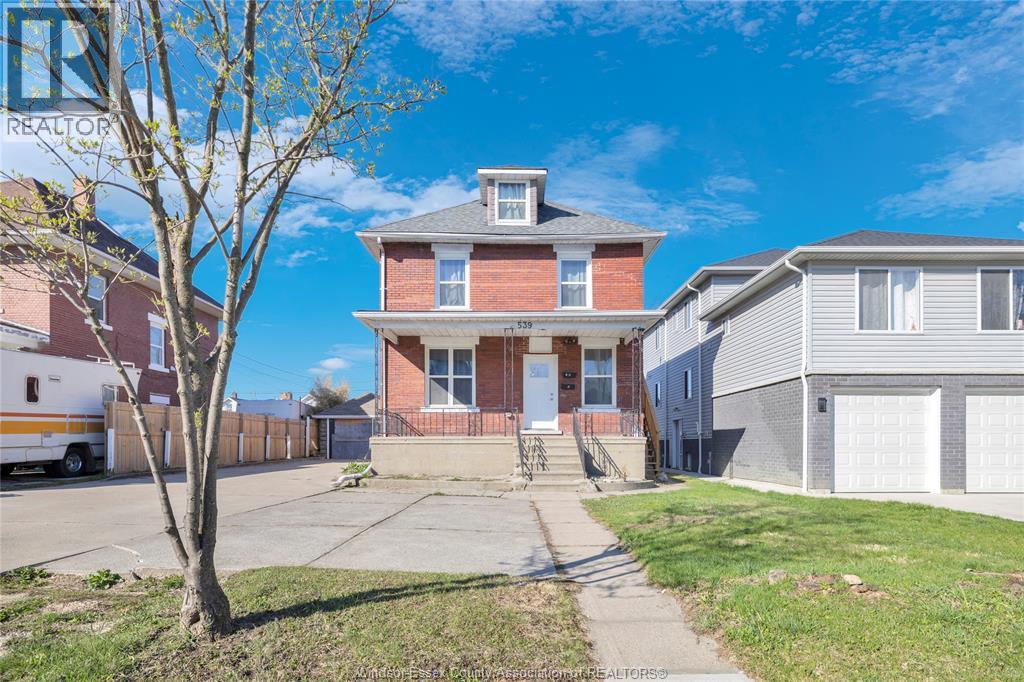 539 Campbell Avenue, Windsor, Ontario  N9B 2H5 - Photo 2 - 26008621