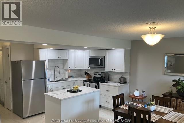 46 Indiana Place, Amherstburg, Ontario  N9V 3X5 - Photo 2 - 26008576