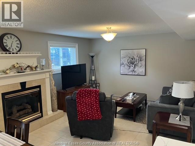 46 Indiana Place, Amherstburg, Ontario  N9V 3X5 - Photo 3 - 26008576