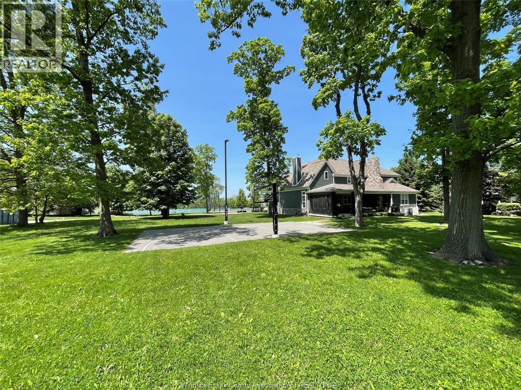 329 Crystal Bay Drive, Amherstburg, Ontario  N9V 4A7 - Photo 3 - 26008694