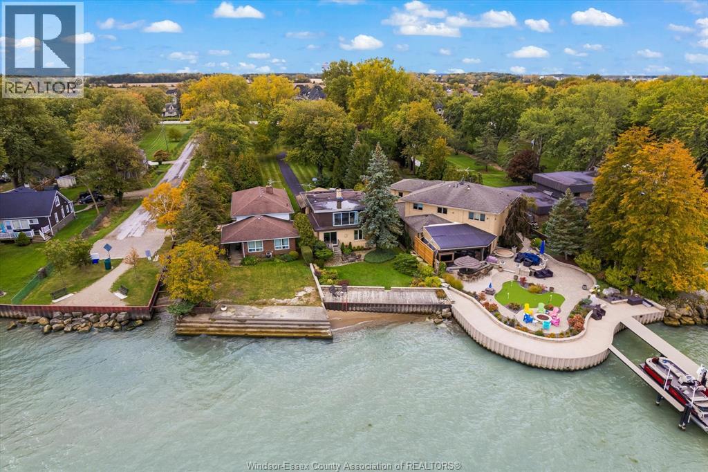 696 Old Tecumseh Road, Lakeshore, Ontario  N0R 1A0 - Photo 1 - 26008773