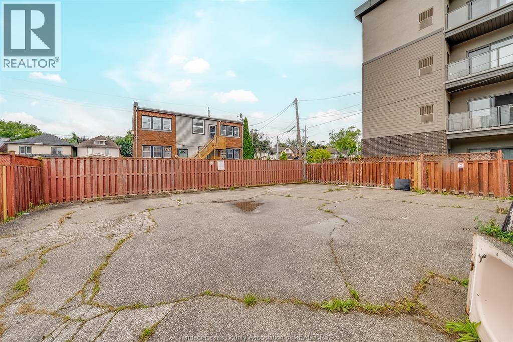 961 Ouellette Avenue Unit# 2, Windsor, Ontario  N9A 4J5 - Photo 35 - 26008763