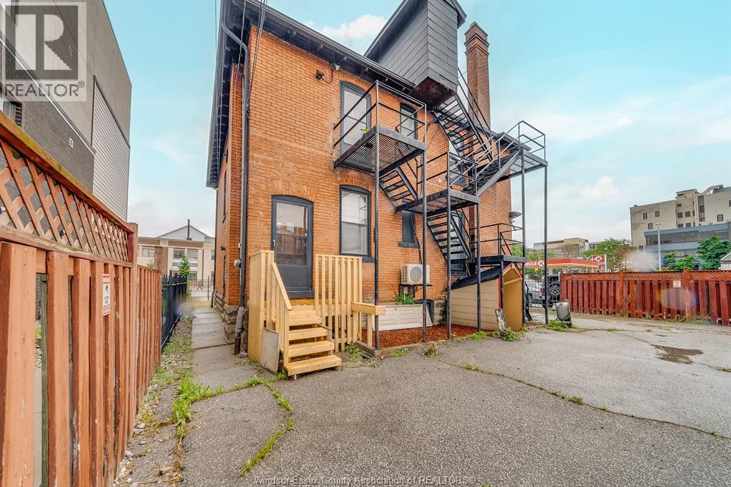 961 Ouellette Avenue Unit# 2, Windsor, Ontario  N9A 4J5 - Photo 39 - 26008763