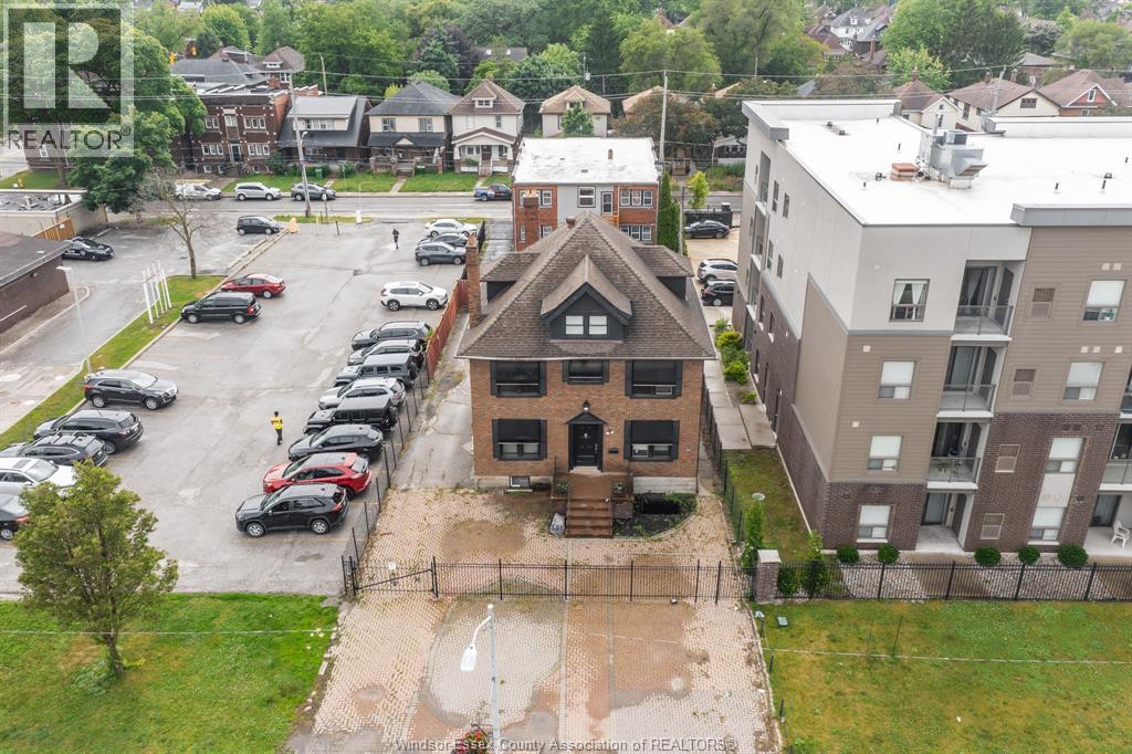 961 Ouellette Avenue Unit# 2, Windsor, Ontario  N9A 4J5 - Photo 8 - 26008763