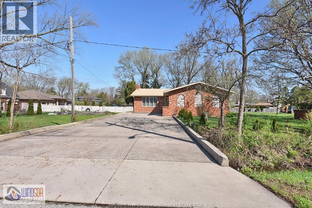 600 Cousineau Road Unit# Lower, Windsor, Ontario  N9G 1V5 - Photo 2 - 26008769