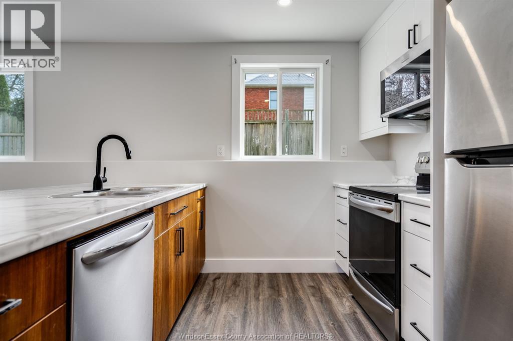 36 Victoria Avenue South, Leamington, Ontario  N8H 2W6 - Photo 7 - 26008875