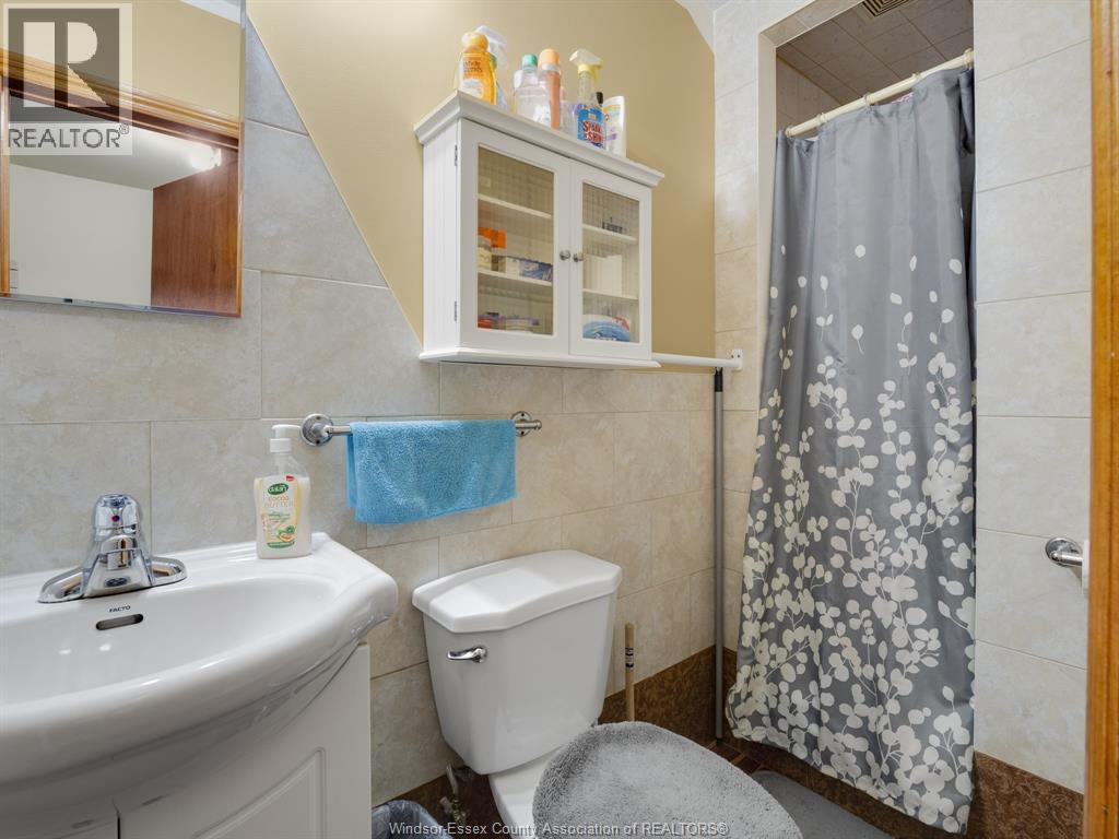 401 Parent, Windsor, Ontario  N9A 2B9 - Photo 15 - 26008934