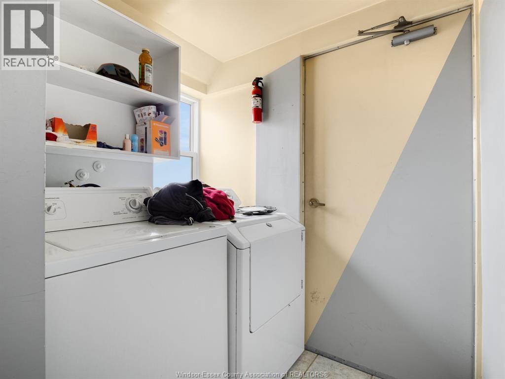 401 Parent, Windsor, Ontario  N9A 2B9 - Photo 30 - 26008934