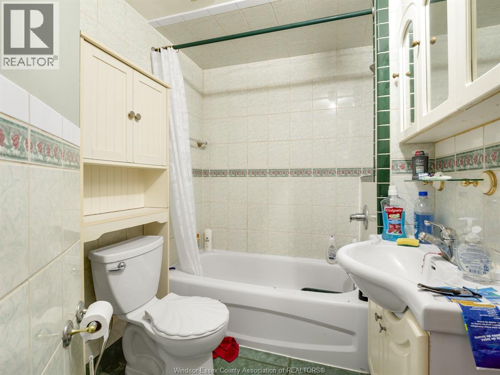 401 Parent, Windsor, Ontario  N9A 2B9 - Photo 31 - 26008934