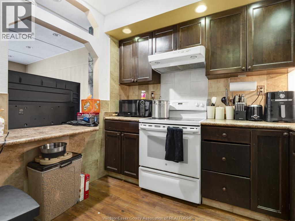 401 Parent, Windsor, Ontario  N9A 2B9 - Photo 43 - 26008934